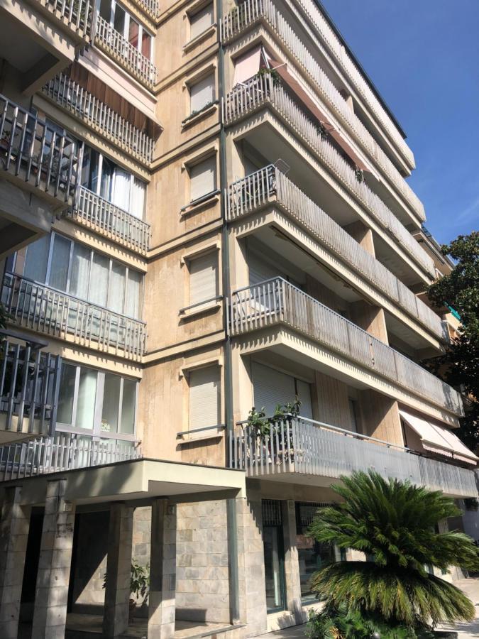 キアーヴァリA Casa Di Brendaアパートメント エクステリア 写真